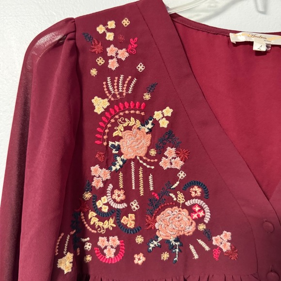 Andree by UNIT Burgundy Embroidered V Neck Babydoll Top Blouse Women's Size L - Picture 3 of 11